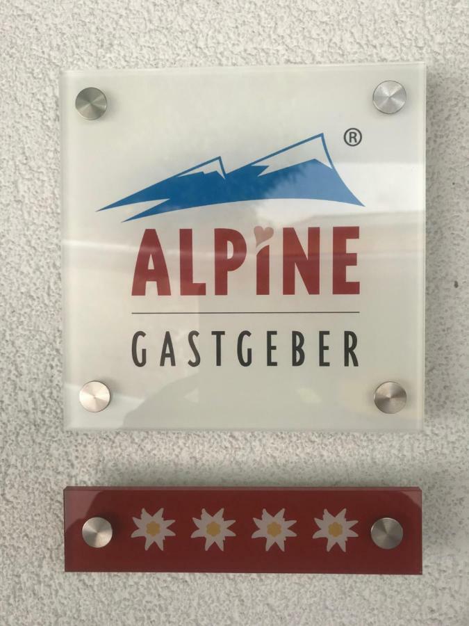 Herzblut Wohlfuehl Appartements Oetz Exteriör bild